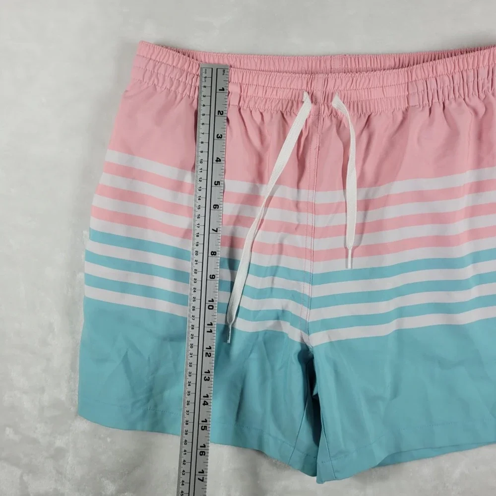 Chubbies On The Horizon Swim Trunks Men's XL Pink Blue 5.5